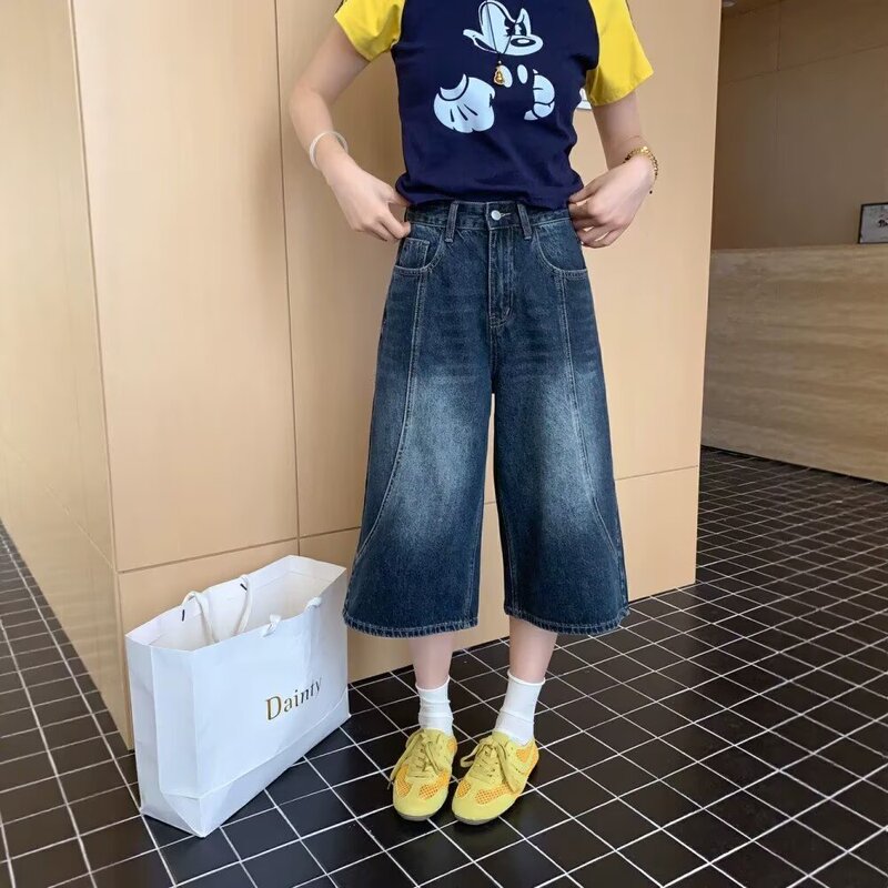 American-Style Dark Blue Wide-Leg Jeans for Women, New Autumn Style, Super Stylish Straight Loose Floor-Length Pants American-Style Dark Blue Wide-Leg Jeans for Women, New Autumn Style, Super Stylish Straight Loose Floor-Length Pants