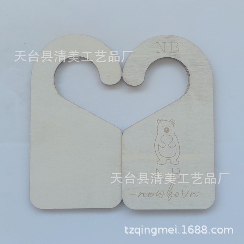 103*197mm Versión de álamo/tilo/paulownia para ropa de bebé, 7 tipos de ganchos de impresión, 1 por estilo