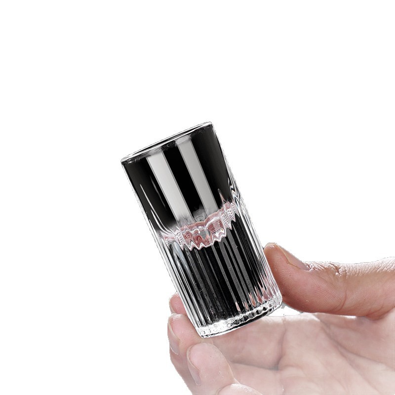 Shot glass, wineglass