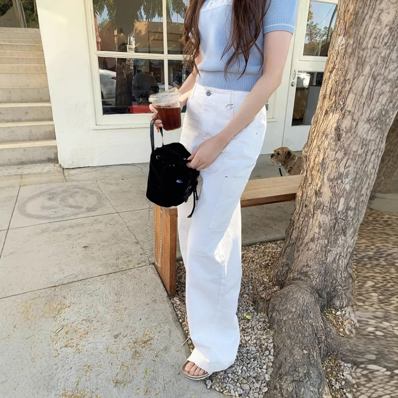 Mona Xh 2026 Summer New Korean Style Slimming High-Waisted Straight Wide-Leg Pocket Casual Jeans Mona Xh 2026 Summer New Korean Style Slimming High-Waisted Straight Wide-Leg Pocket Casual Jeans