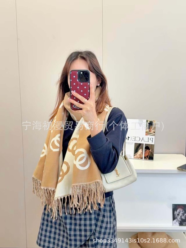 正确版本长双面仿羊绒围巾女山茶花秋冬字母披肩加大保暖加厚黑灰|undefined