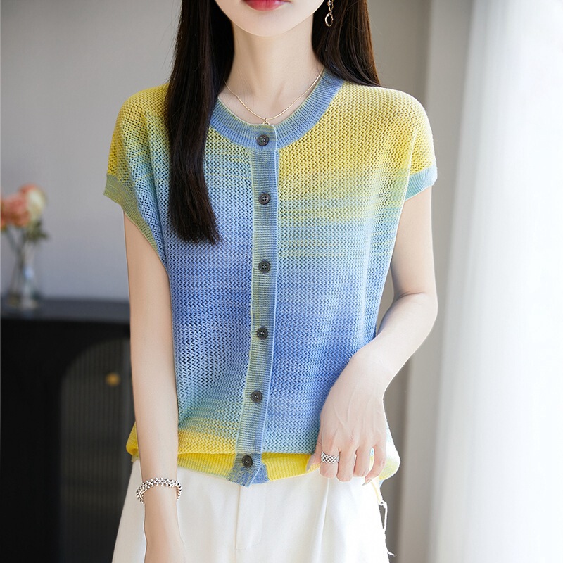 2025 New Summer Knitted Short-Sleeved Cardigan Women's Summer Thin Round Neck Loose T-Shirt Elegant Jacket Women's Tops