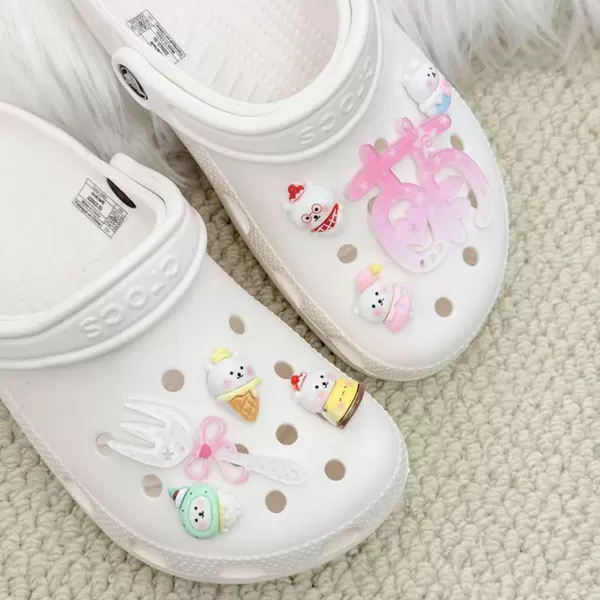 Cute fork self-deprecating bear shoes buckle [8 pills]