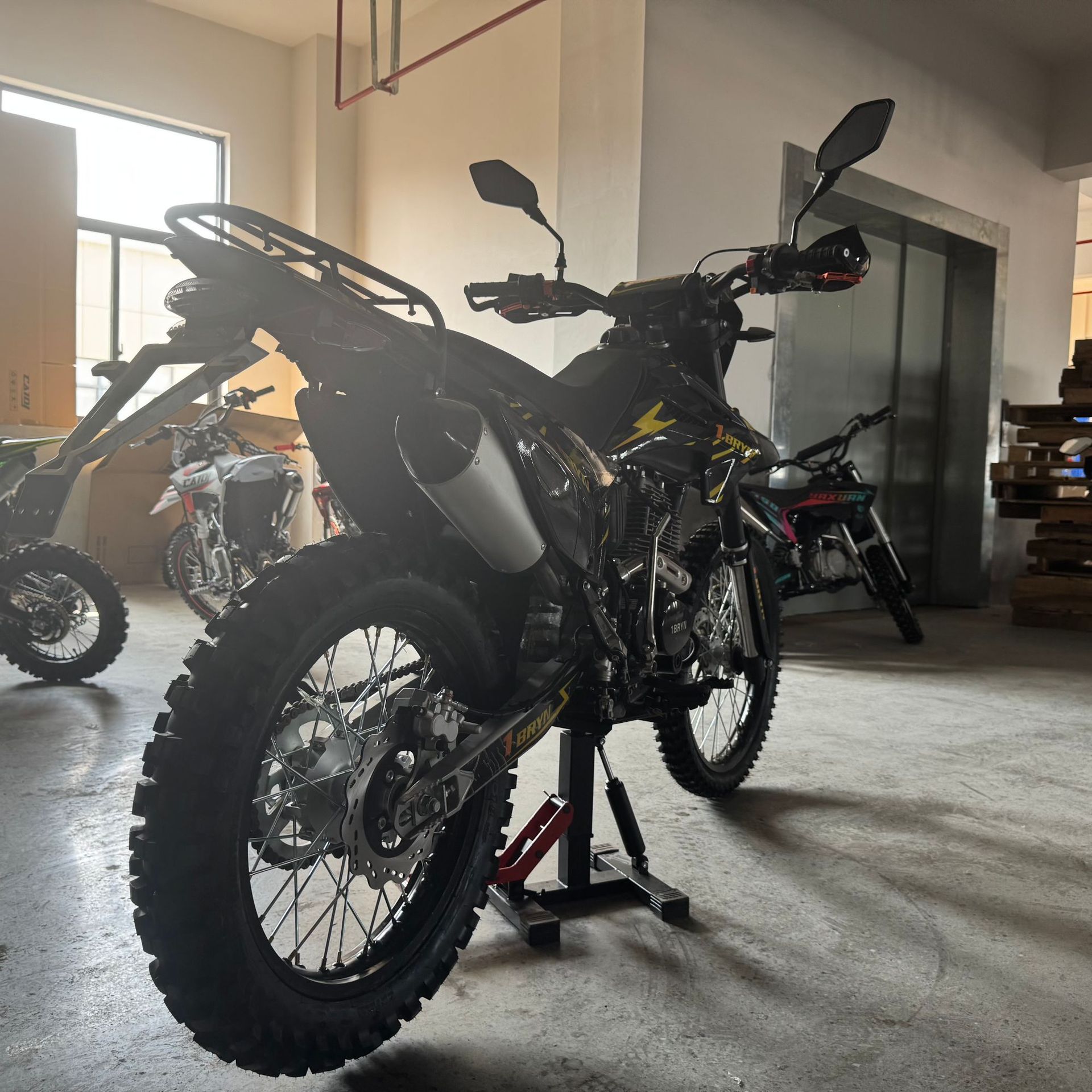 New Bryn Off-Road Motorcycle 250Cc, Front 21-Inch, Rear 18inch Inch Wheels, Adult Outdoor Adventure Motorcycle
