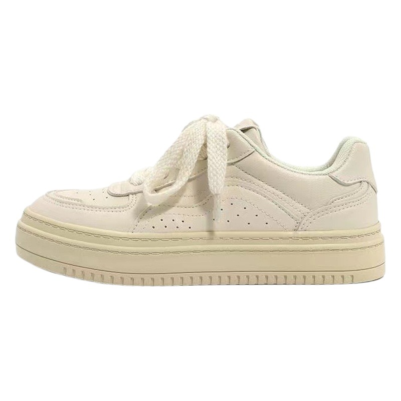 Zapatos blancos para mujer 2023 primavera nuevos zapatos a juego INS de moda de suela gruesa de cuero de superficie de tiro en la calle populares zapatos de tablero casual chic estilo de Hong Kong