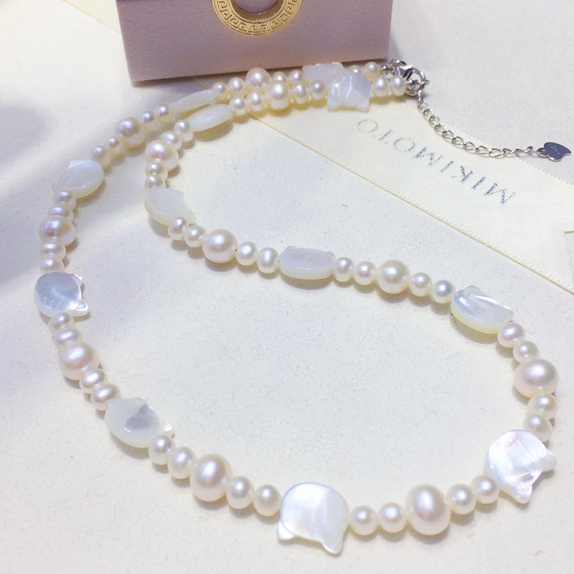 �������챬��tianȻ��ˮ�����鱴�Ǻڰ�è��������������