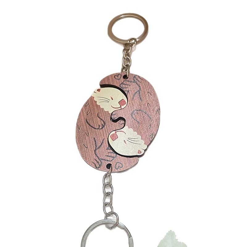 Simulación creativa pareja de madera nutria llavero colgante Día de San Valentín llavero novias amigos clave a juego