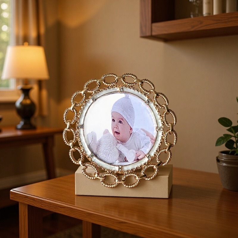 2022 new light gold metal photo frame decoration modern simple creative photo frame 2022 new light gold metal photo frame decoration modern simple creative photo frame