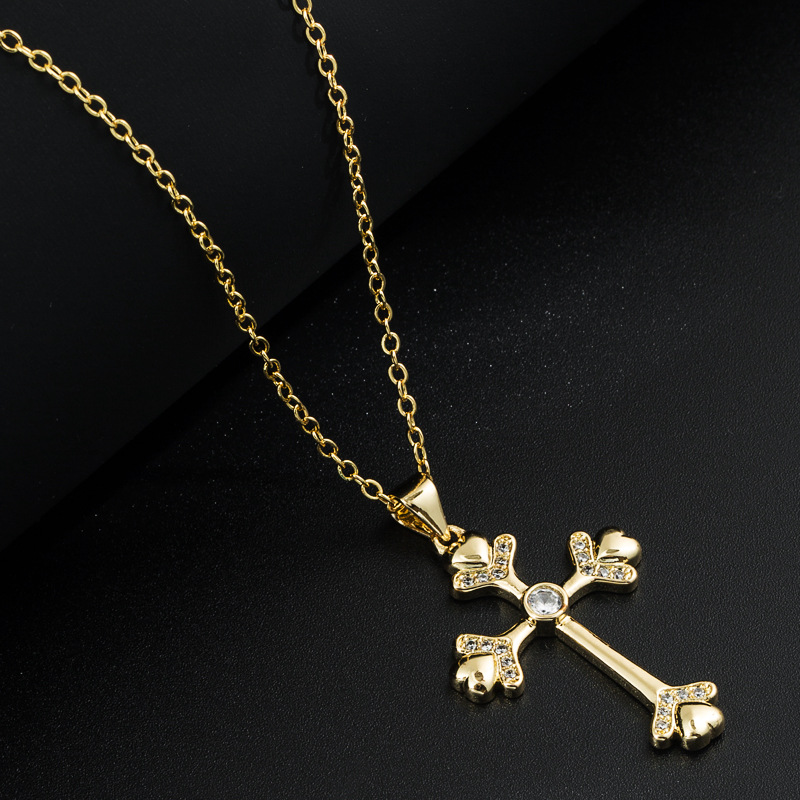 Fashion Gold-Plated Copper Pendant Inlaid Zircon Cross Necklace Accessories