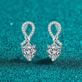 戒指;耳钉;项链