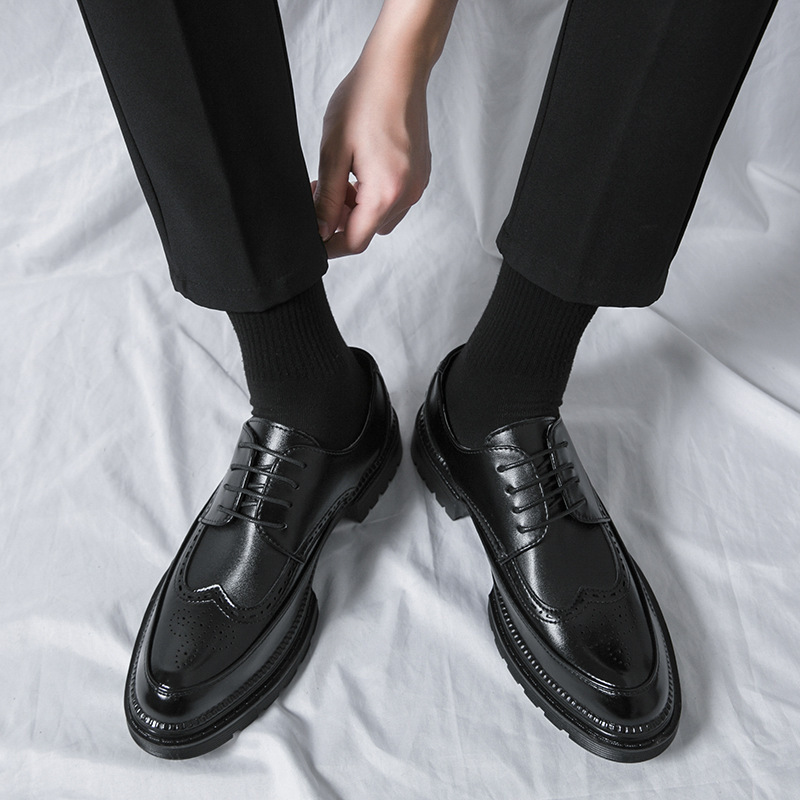 Zapatos de moda coreana para hombres, zapatos de boda casuales, zapatos de cuero puntuales, zapatos de moda para padrino. image 4