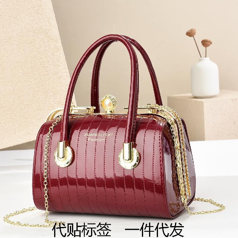 跨境爆款台州女包2025新款亮皮大容量包包单肩手拎斜挎包一件代发