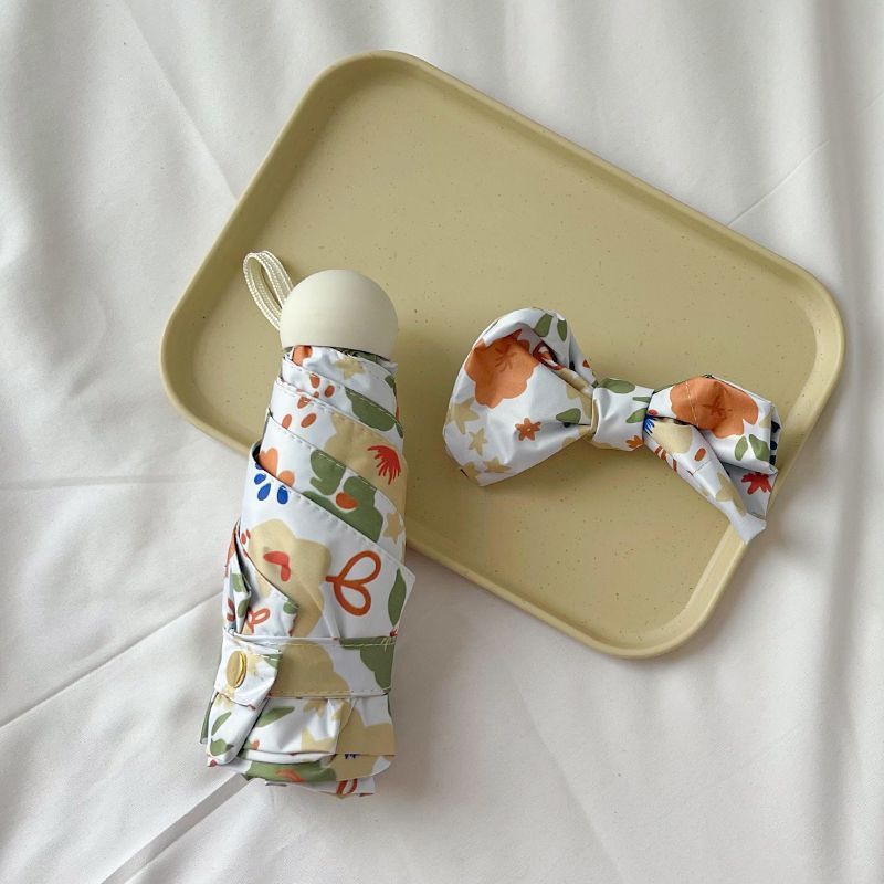 황록색 꽃무늬 50% off