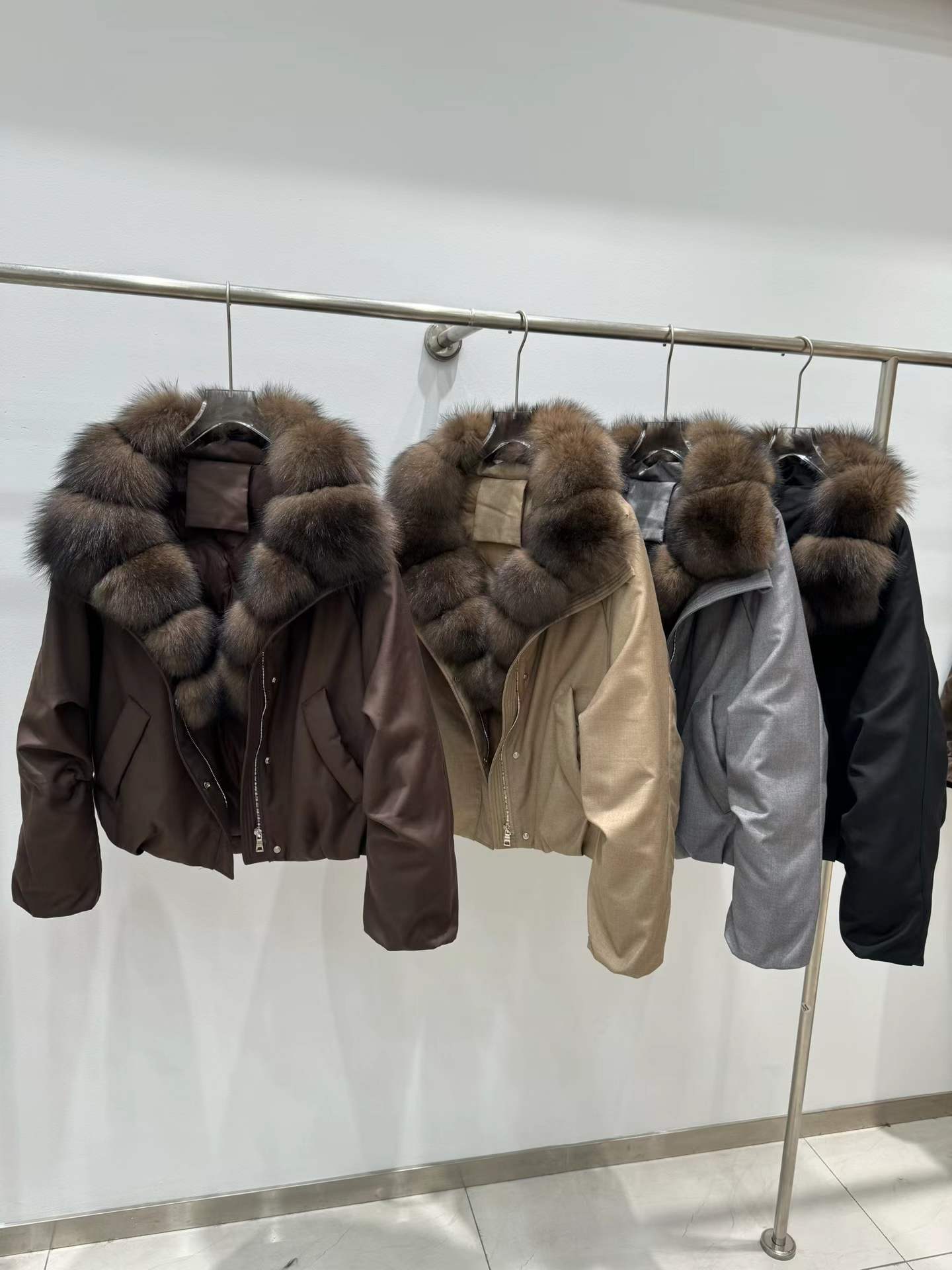 Winter keep warm fashionable design down jacket