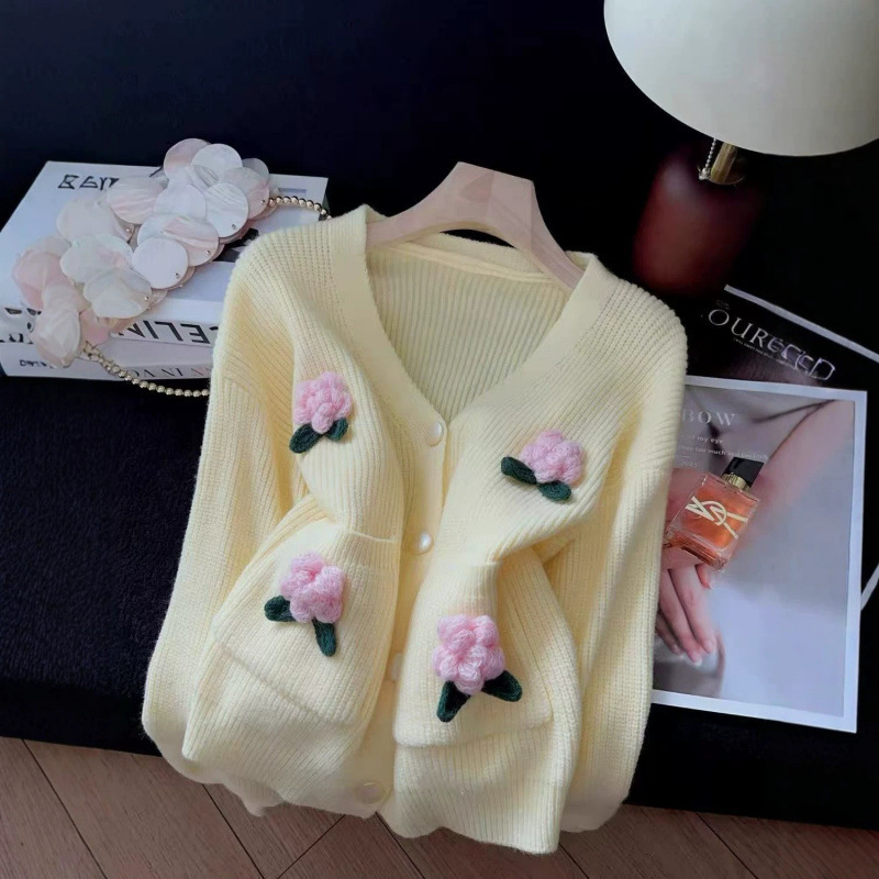 Korean-style versatile 3D crochet sweater cardigan for women, 2026 new collection, loose-fitting outerwear, knitted cardigan, women's fashion