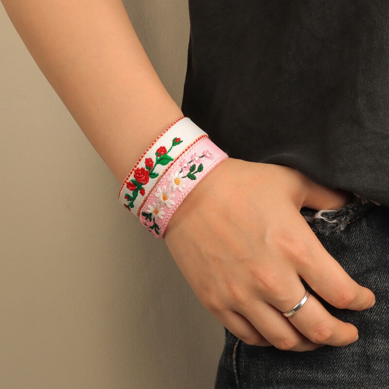 Lucky Charm Friendship Fashion Handmade Woven Bracelet Bohemian Creative Devil's Eye Embroidered Open Bangle Wholesale