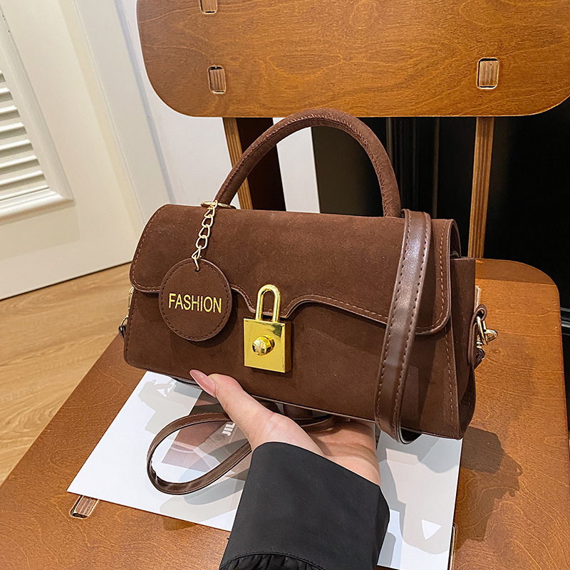 Bolso de mano de bloqueo personalizado para mujeres 2024 otoño nuevo estilo estilo extranjero retro bolso de hombro bolso de estilo literario