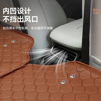 Vehicle-mounted inflatable bed car travel bed, SUV and