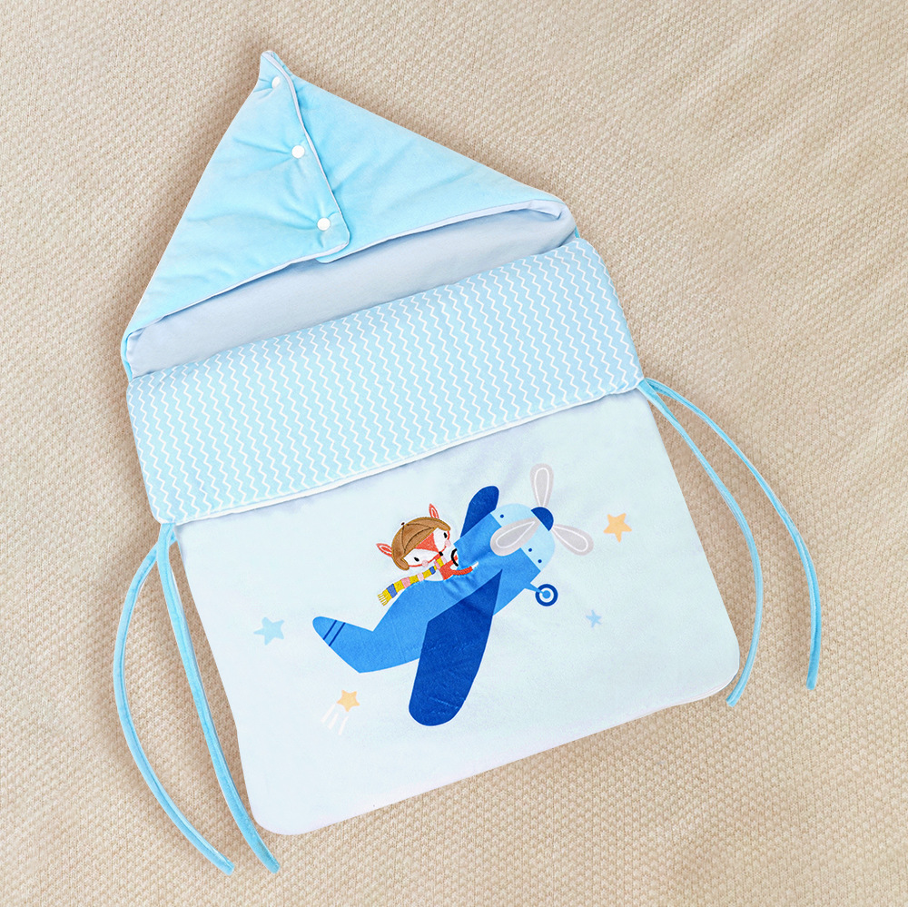 Sunnozy New Triangular Baby Sleeping Nest Cartoon Detachable Quilt Windproof Warm Sleeping Bag Baby Autum