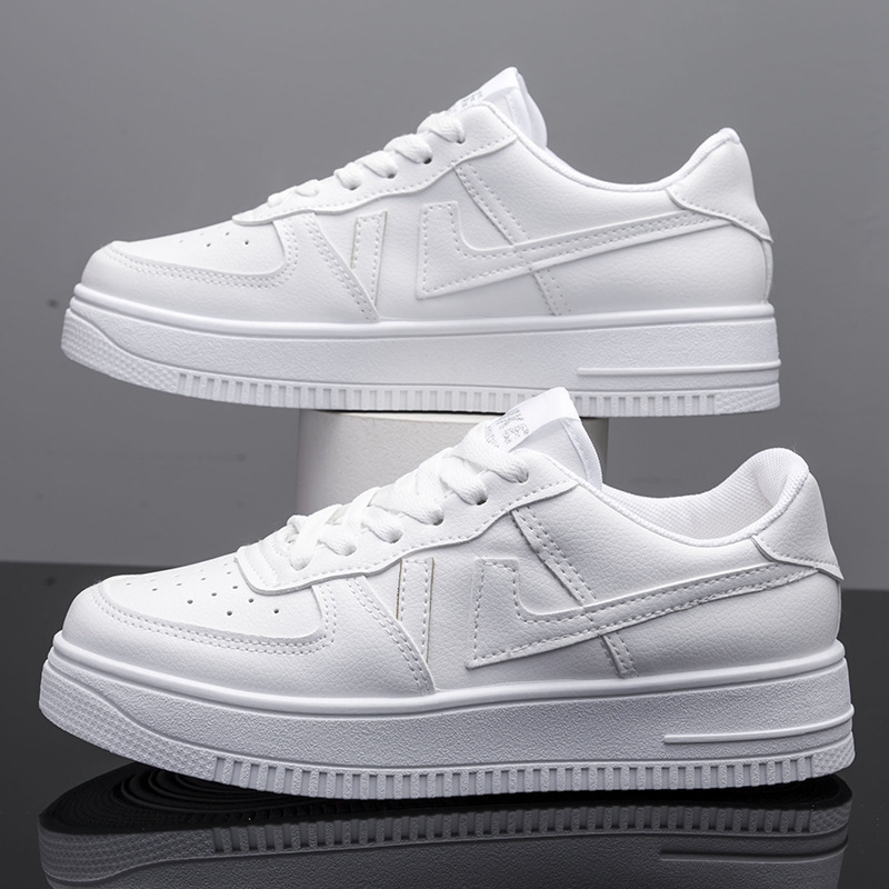 Autumn versatile couple shoes Korean style trendy Air Force white shoes men's thick bottom sneaker men's and women's same casual sneakers Autumn versatile couple shoes Korean style trendy Air Force white shoes men's thick bottom sneaker men's and women's same casual sneakers
