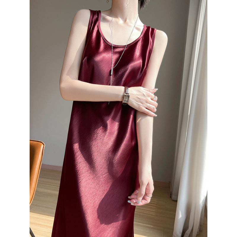 Gold-plated Satin Crewneck Vic Skirt Silk Sliding and Straight Light Luxury Elegant Base Sleeveless dress Women's Summer Long Dress