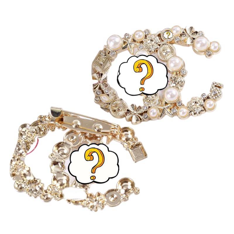 Brillo de moda doble letra C de alta sensación de diamante de perla pequeña fragancia de estilo de ropa de hombre y mujer chaqueta de moda pin image 6