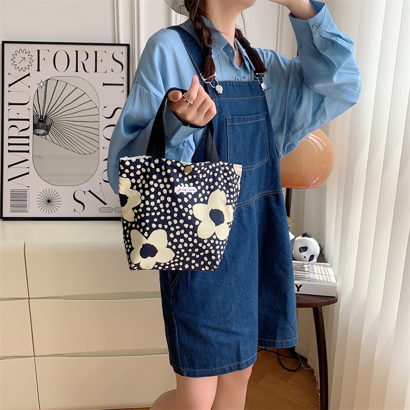 75g Weight Magnetic Buckle Closure Type Top Handle Strap Type Handbag Bags Type Casual Occasion Canvas Material Flower Pattern Spring&Summer Season Women's Gender Vacation Style Square Shape Women's Canvas Flower Vacation Square Magnetic Buckle Handbag 32