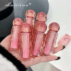 シャキーノの軽やかな裸の透水光の唇の釉薬は潤いがあります。