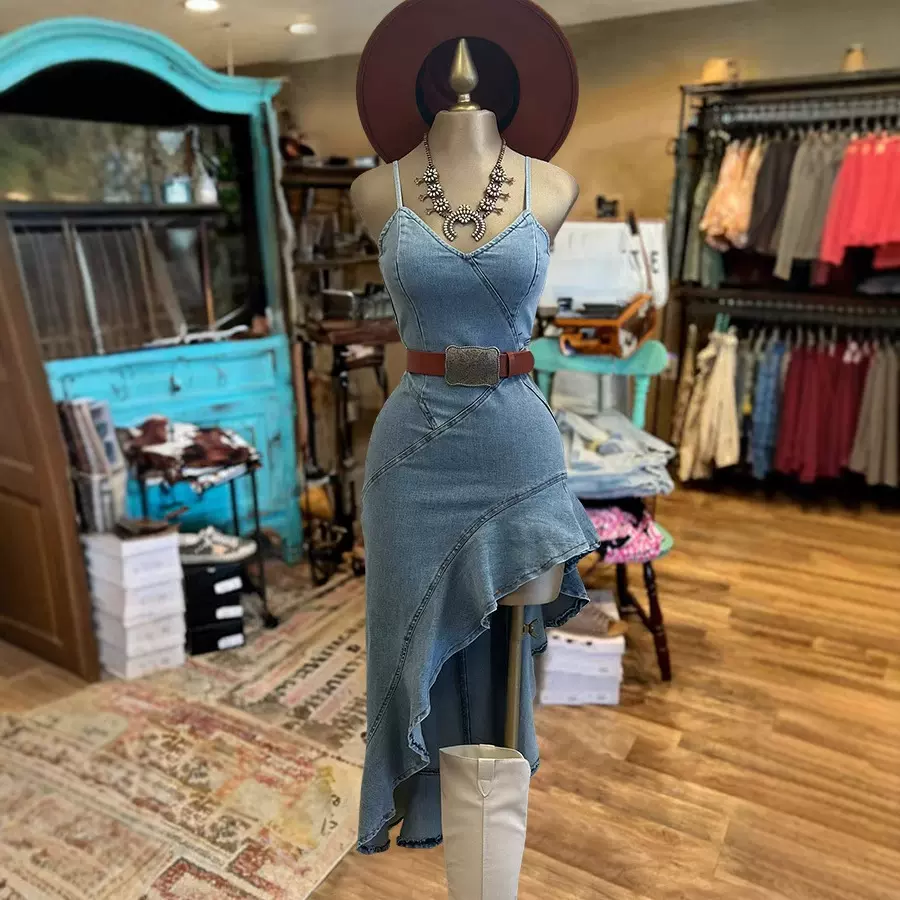 2025 欧美女装  亚马逊 速卖通 独立站吊带牛仔连衣裙 单边斜裙摆