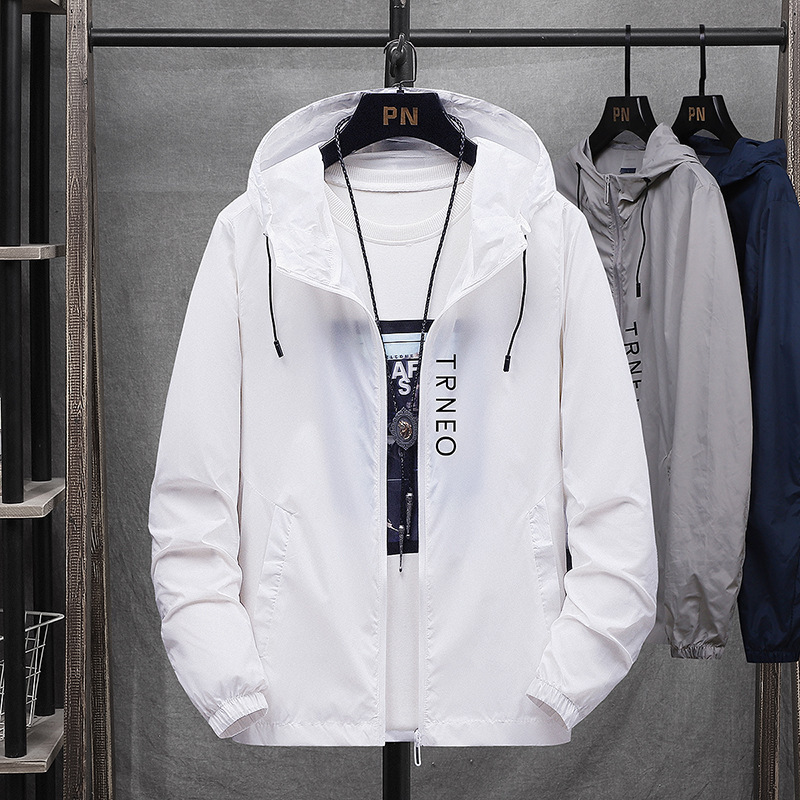 Chaqueta de protección solar de moda nueva chaqueta delgada de hombre de verano al aire libre ventilada ropa de piel anti-UV