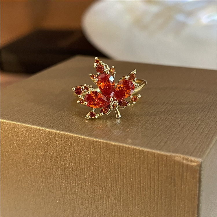 Fashion Leaf Copper Inlay Zircon Earrings 1 Piece