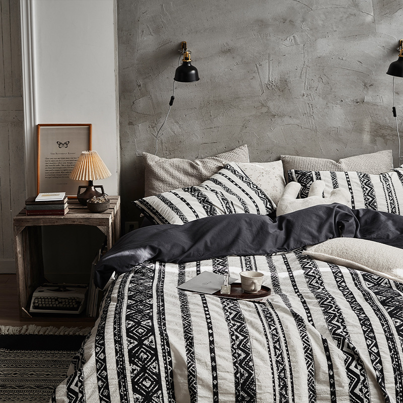 Bohemian Black and White Cotton Four-Piece Set Yarn-Dyed Jacquard Pure Cotton Four-Piece Bedding Set Bed Sheetss and Fitted Bed Sheetss