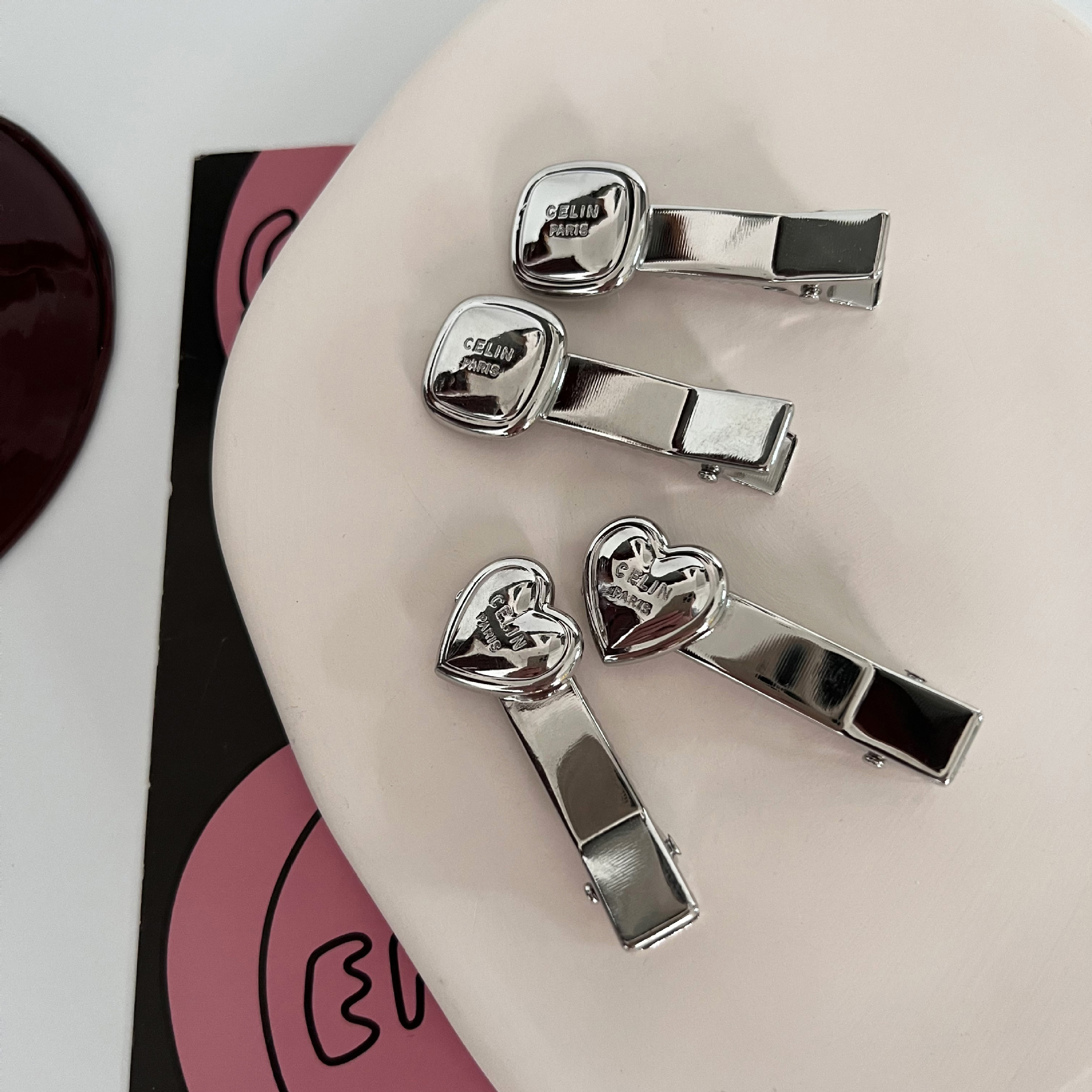 0d41025eba7f98e76d1f5fd8952dae