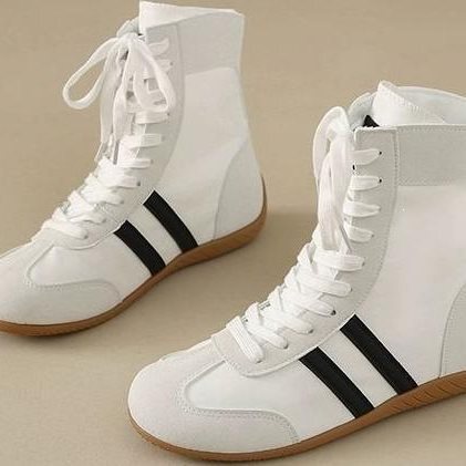 Women's German Training Shoes 2025 New Fashion Boxing High-Top Shoes with a Flat Sole, Lightweight and Comfortable Martin Boots