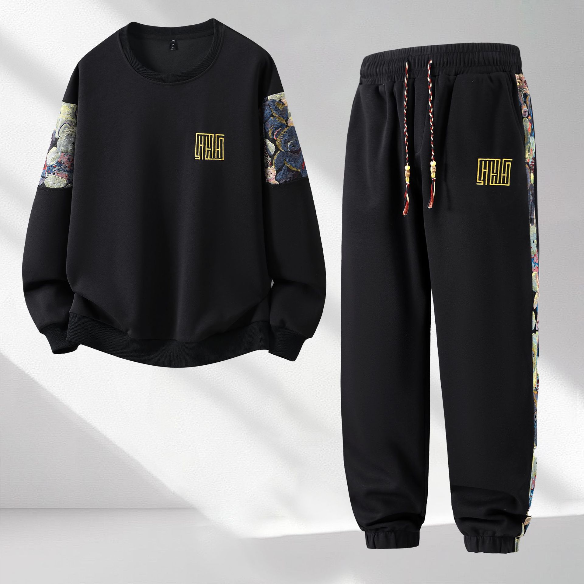 K201 Round Neck Loose Fit Chinese Style Large Size Embroidered Autumn and Winter New Style with Fleece Lining