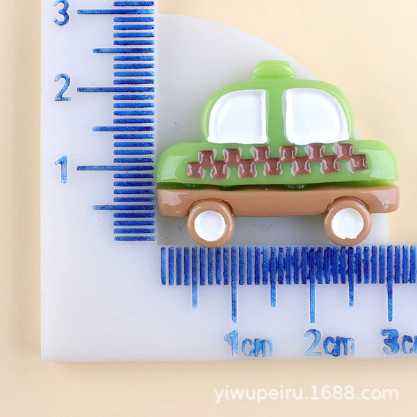 10#taxi (light green)