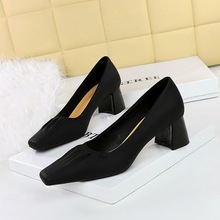 5288-13 Retro Korean version wrinkled shoe with square toe, shallow mouth, thick heel, mid heel, versatile for spring and autumn commuting women's shoes, single shoe