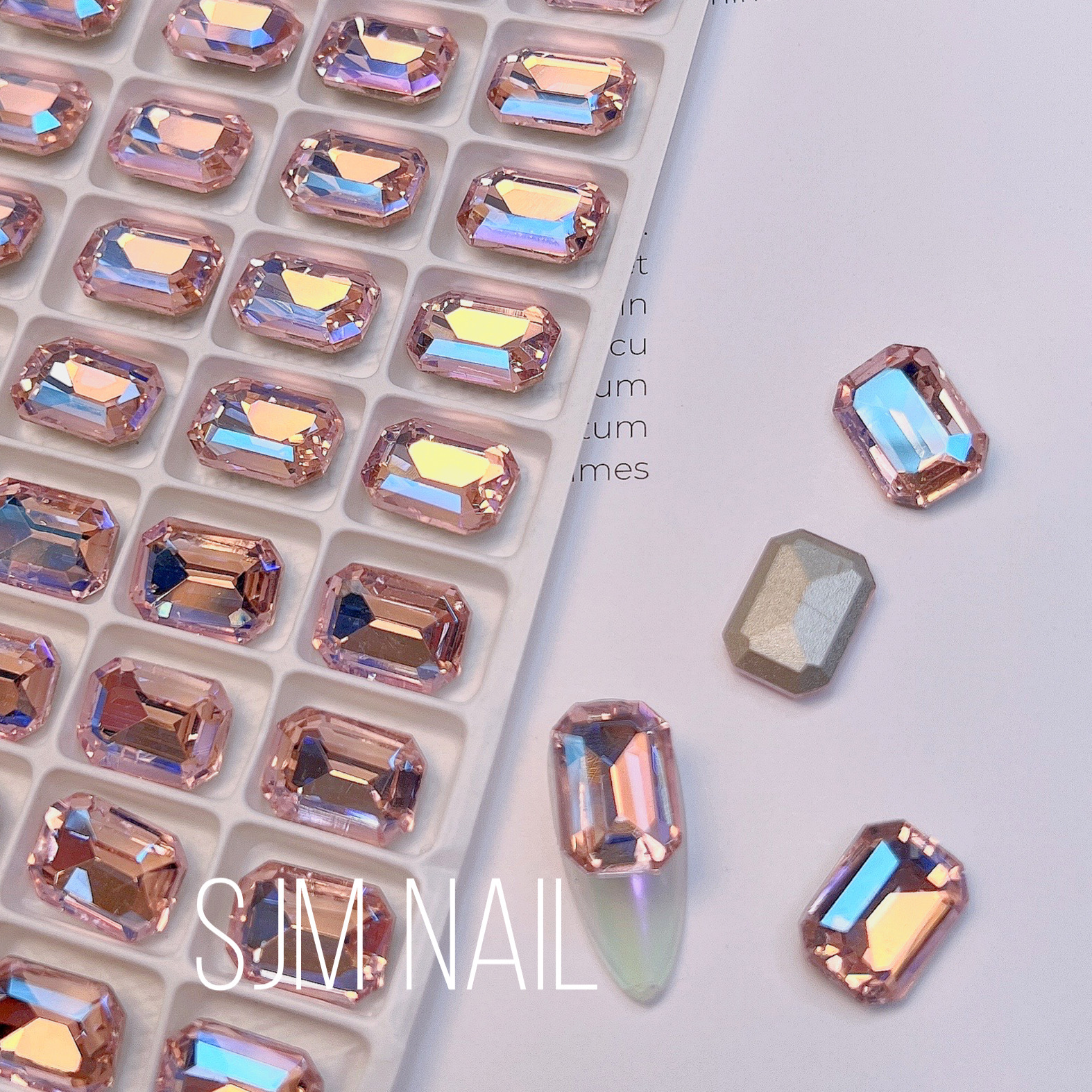 0B497508-C7E5-4D49-9F17-09B40A