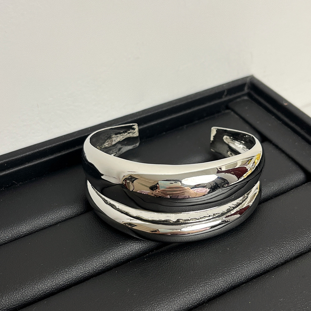 Solid Color Pattern Unisex Gender Modern Style Classic Style Solid Color Alloy Plating Unisex Wide Bracelet