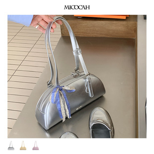 ��һ�����l��MICOCAH �μ��б������^�����s��ɫ�ٴ�g��Ů��