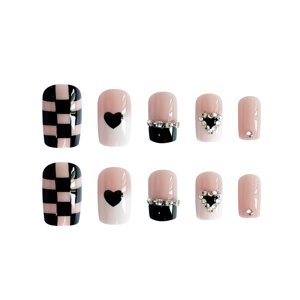 Ventas transfronterizas calientes de diamantes para usar uñas de base de polvo cuadrícula amor moda manicure estilo dulce y elegante parche de uñas
