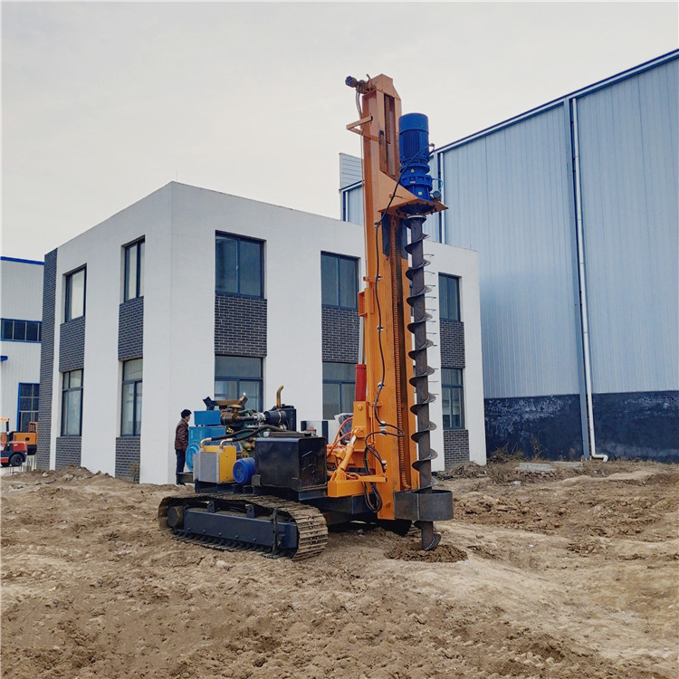 山地履带光伏打桩机 6米长螺旋钻机厂家 360旋转自发电光伏打桩机