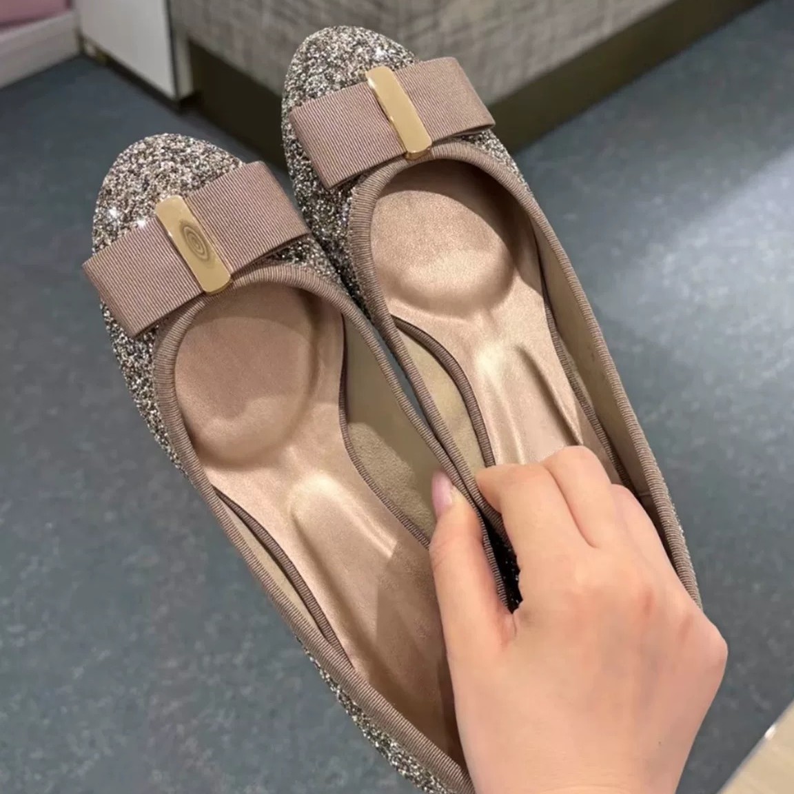 Shiny summer Mary Jane shoes with bow low-cut, 2026 years, round toe, wide stable heel
