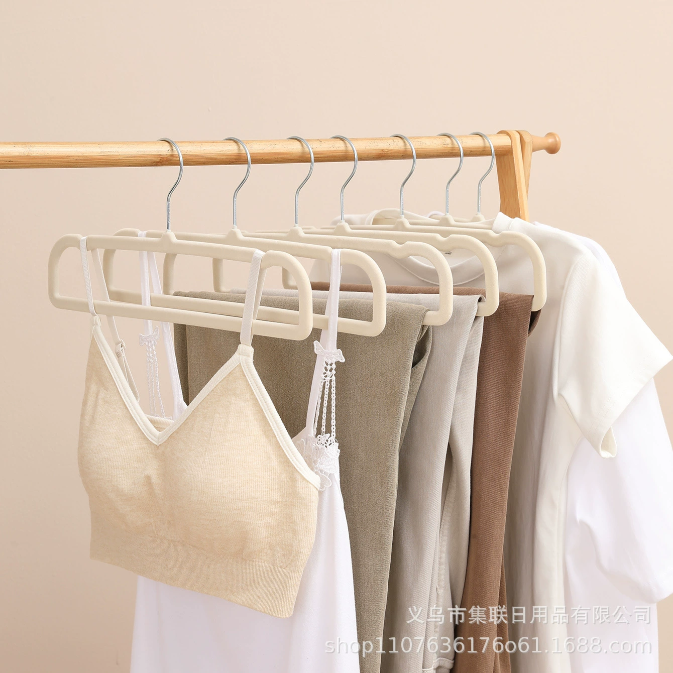 Флокировка вешалка для брюк Многофункциональный отделщик Нескользящая бытовая вешалка для взрослых брюк