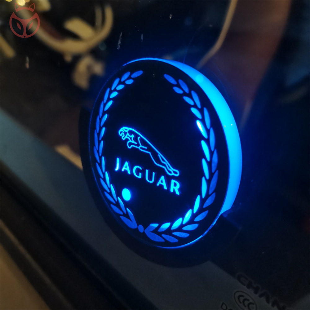 Aplicable a la ventana triangular de Jaguar, luz de atmósfera de inducción inteligente del automóvil, iluminación decorativa de color iluminada, luz de atmósfera LED