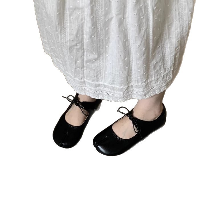 Zapatos franceses de fondo plano y poco profundo para mujeres 2026 otoño nuevo dedo con zapatos de ballet de pezuña de cerdo