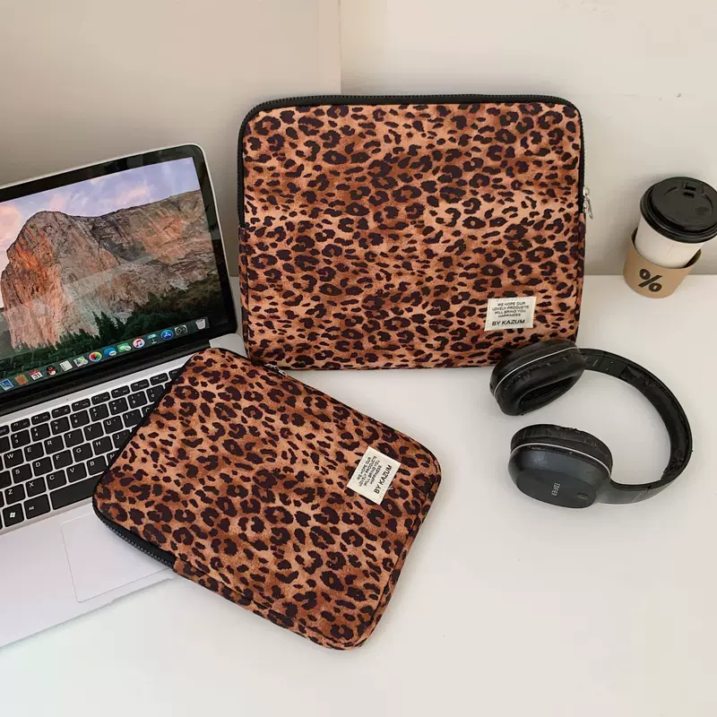 Brand laptop, tablet liner, storage system, 13/15, 15 inch