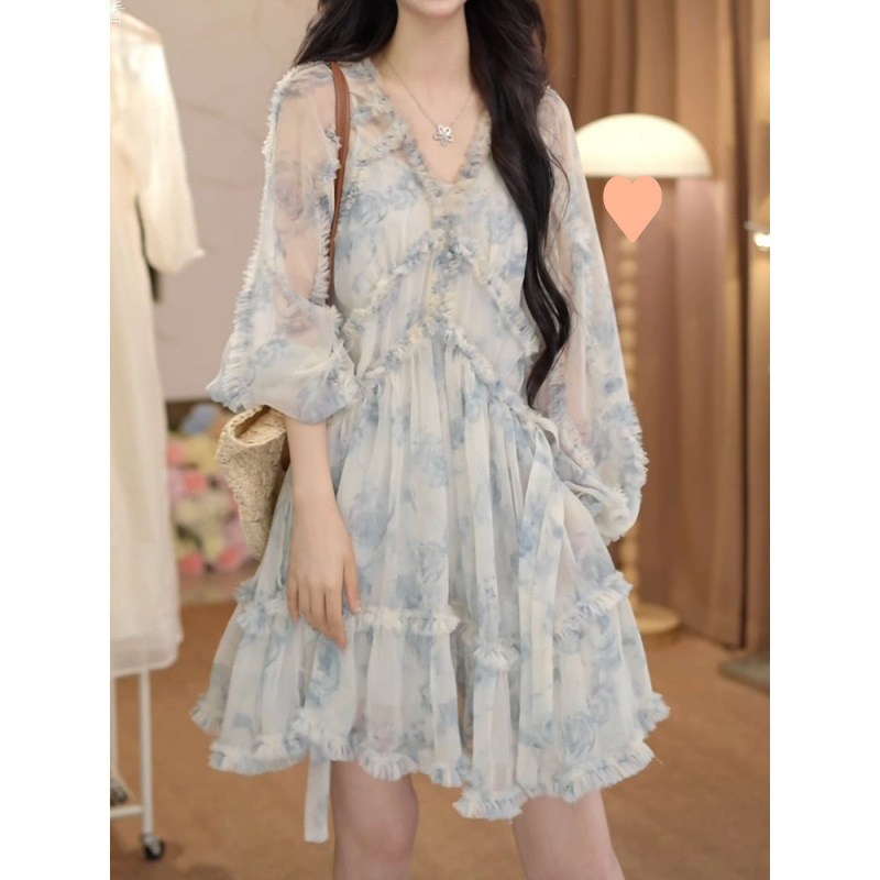 French Style Floral Long-sleeved dress Women's 2025 Summer New Gentle Styline Age-reducing V-neck Slimming Mid-length Dress