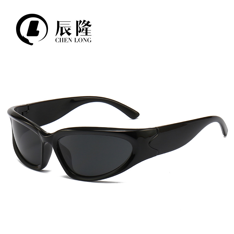 black frame gray sheet