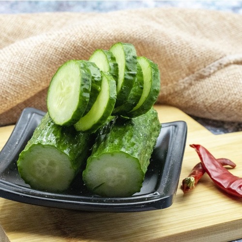 Zhiweike 120g ready-to-eat hot and sour cucumber slices marinated in a delicious and refreshing pot-drama snack for chatting and drinking